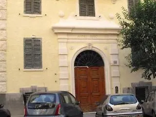 Bella Roma Guest House روما